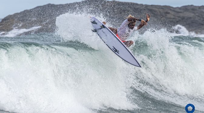 Talento nas ondas e participação recorde de mulheres marcam etapa épica do Baiano de Surf na Praia da Engenhoca